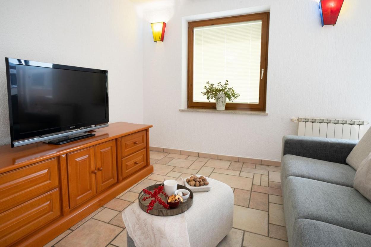 Apartment Ajdi Ajdovščina Bagian luar foto