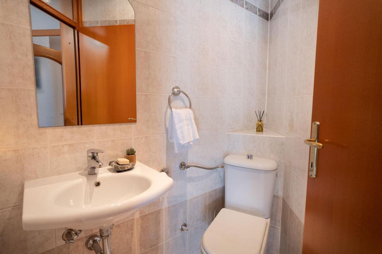 Apartment Ajdi Ajdovščina Bagian luar foto